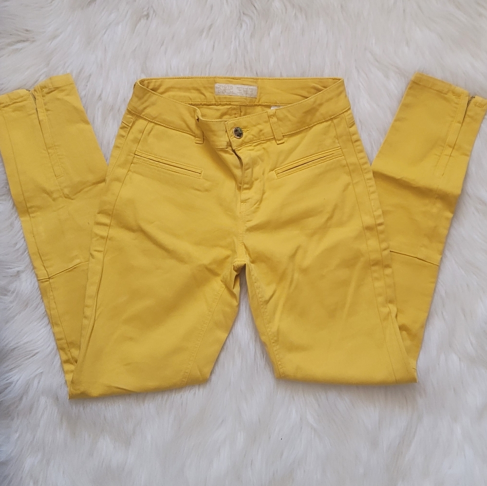 Zara yellow jeans